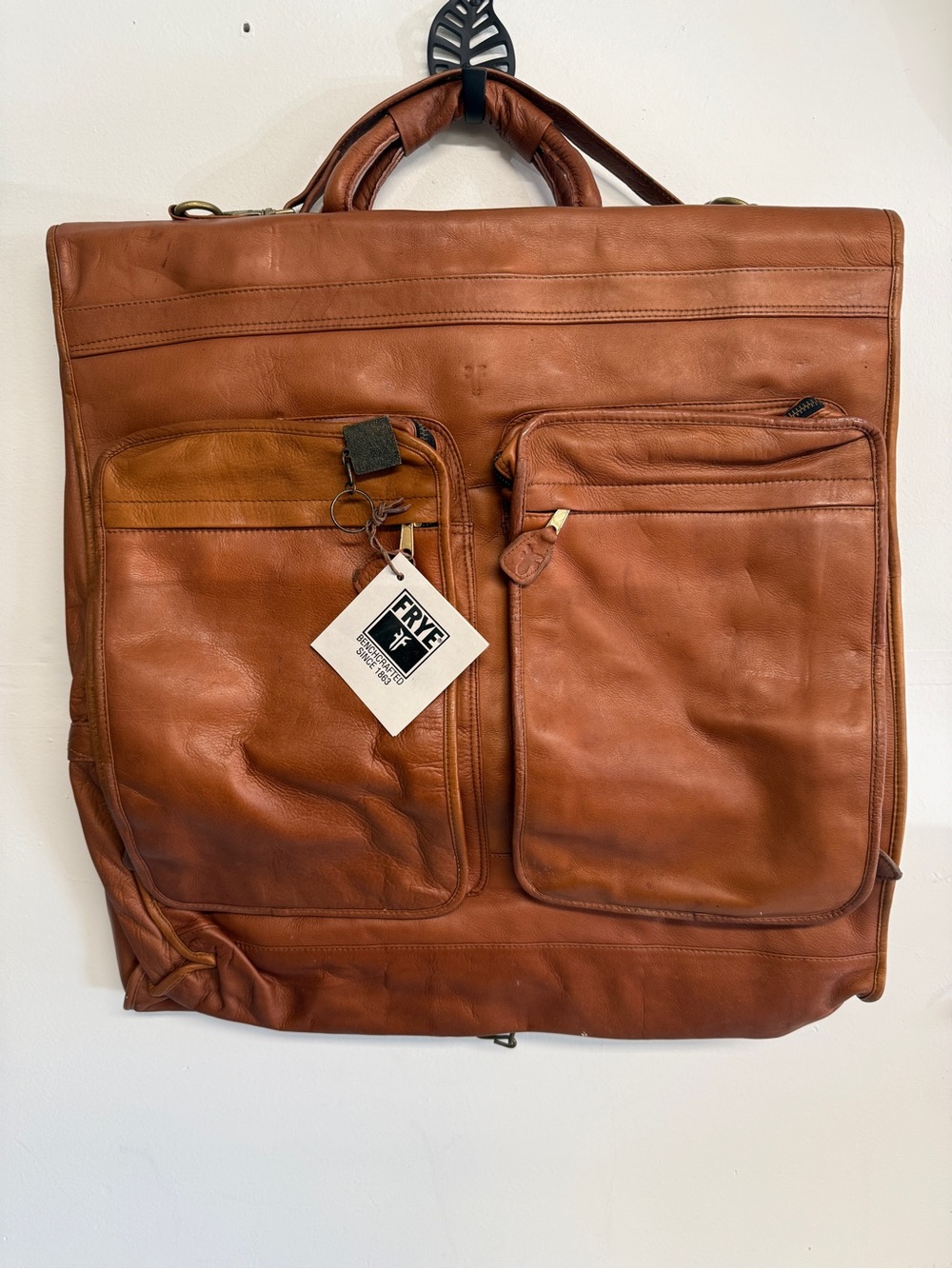 Frye brown men’s garment bag leather NWT flaws
